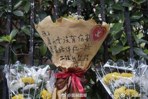 名嘴排现役前五三人组：詹姆斯/浓眉/里夫斯比布克/KD/比尔强